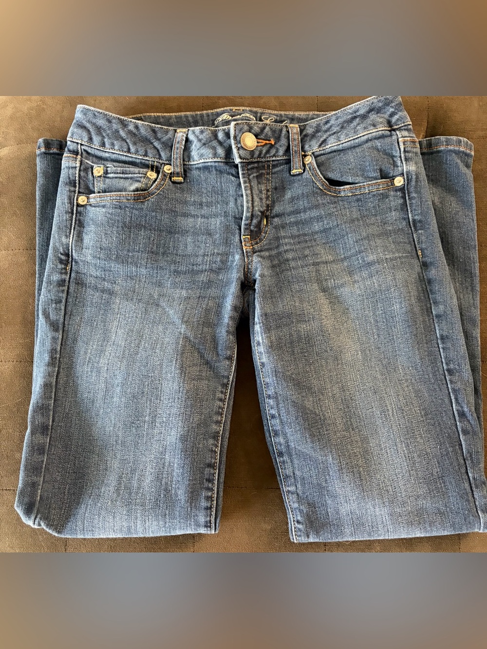 American Eagle Outfitters boot cut Blue Denim Jeans size 6 short